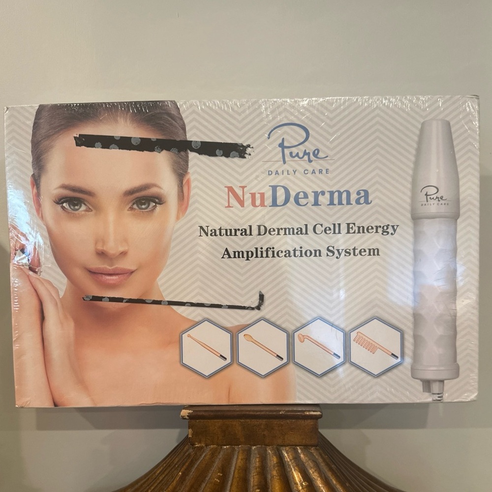 Pure Daily Care NuDerma Skin Treatment Device – White